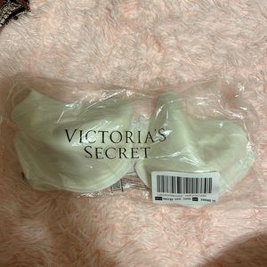 Victoria’s Secret bra 💕